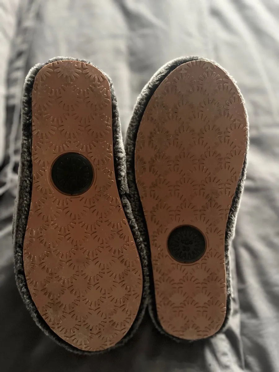 Ladies Slippers - Image 2