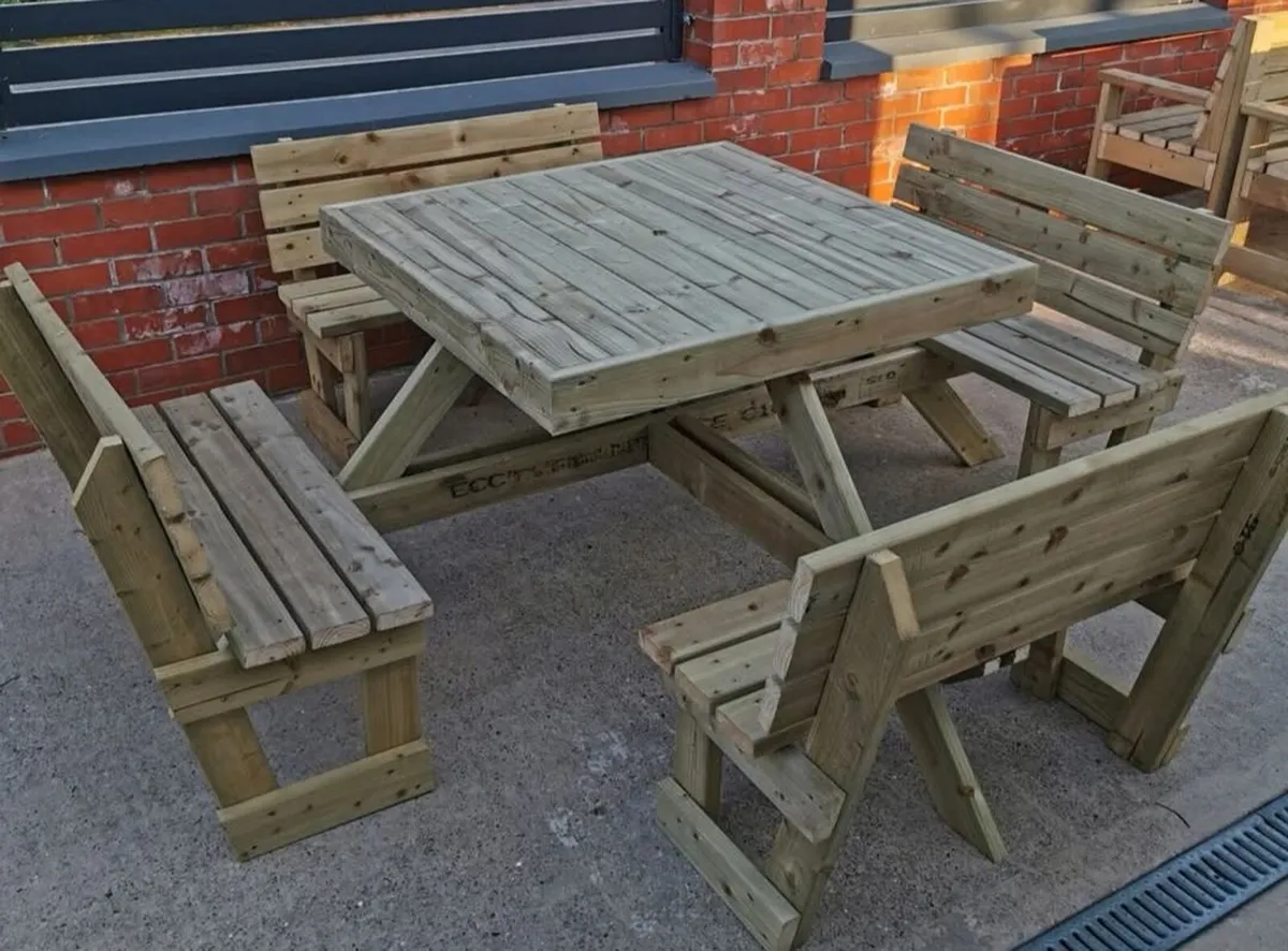 Garden furniture - Image 1