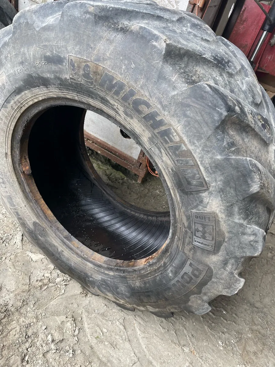 Tyres Jcb - Image 1