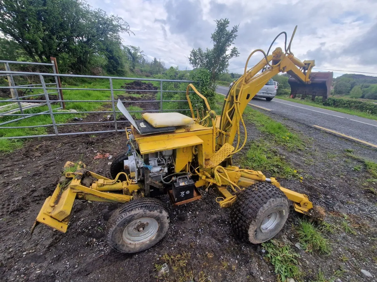 Mini digger - Image 4
