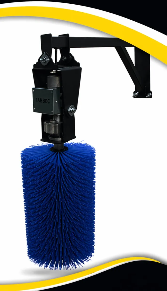 Auto. Electric Cow Brushes - Image 1