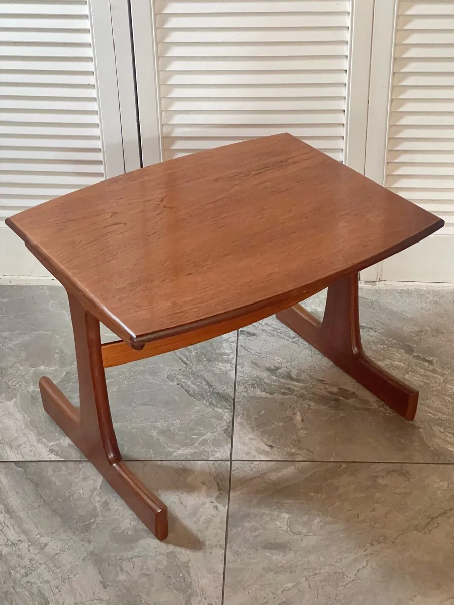Mid century G plan nesting tables - Image 4