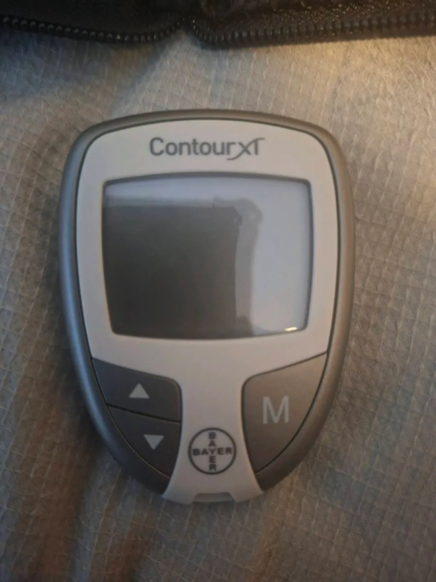 * FREE * Diabetic Blood Glucose Meter monitor - Image 1