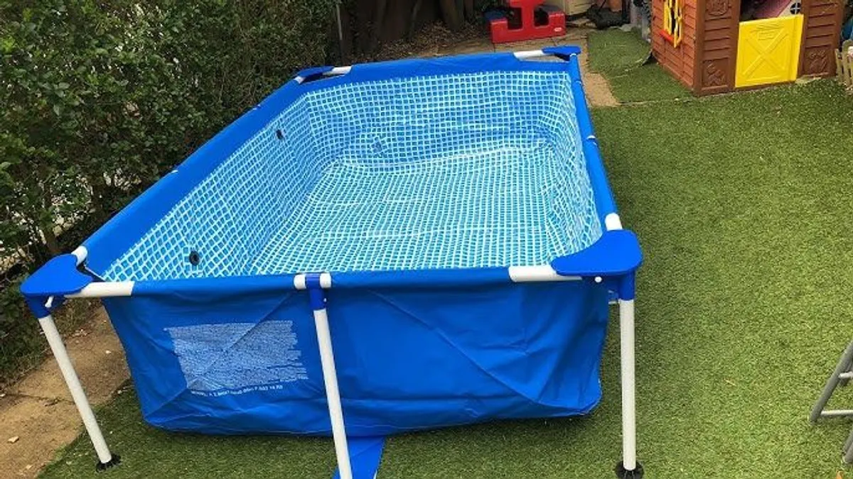 Intex Swimming Pool and Accessories - Image 4
