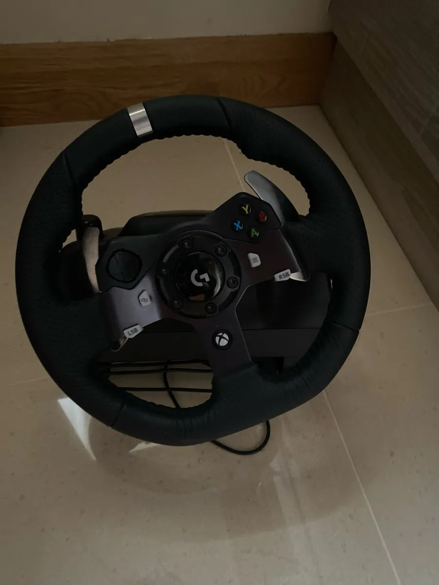 Logitech driving kit - Image 1