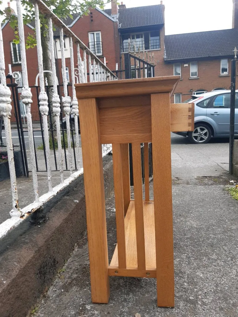 Oak console table - Image 3