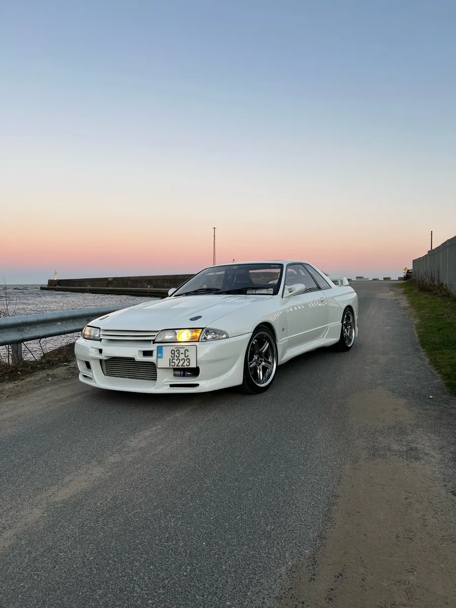 1993 Nissan Skyline R32 RB26 - Image 2