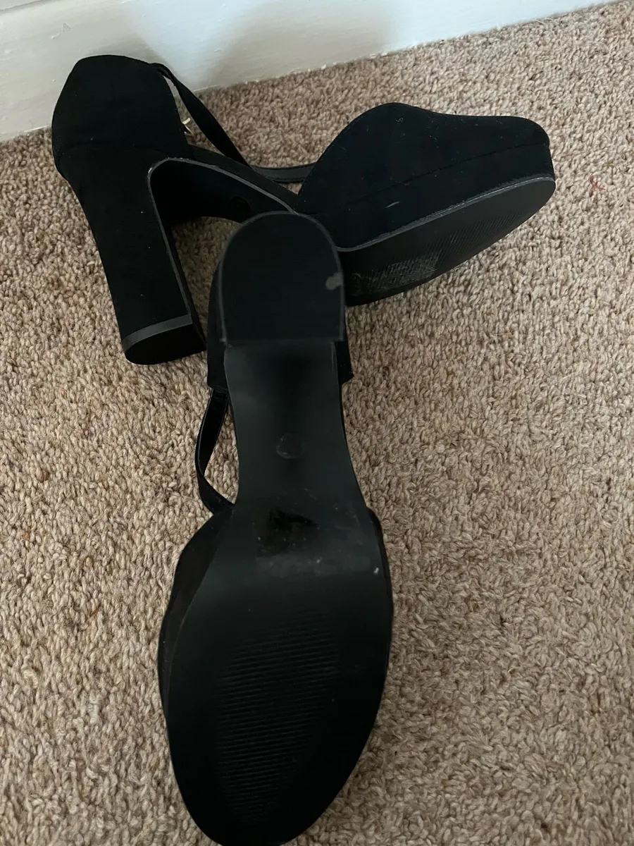 Women’s shoes - Image 3