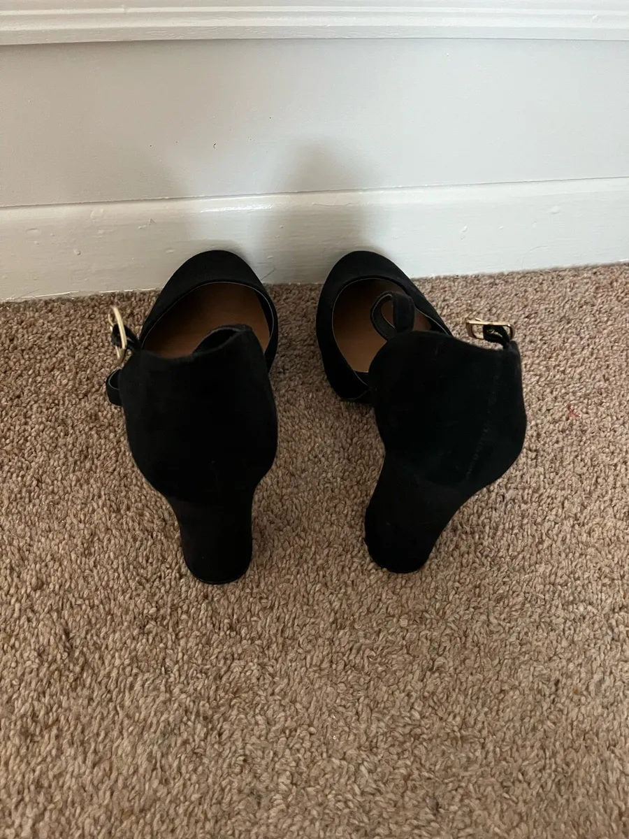 Women’s shoes - Image 4