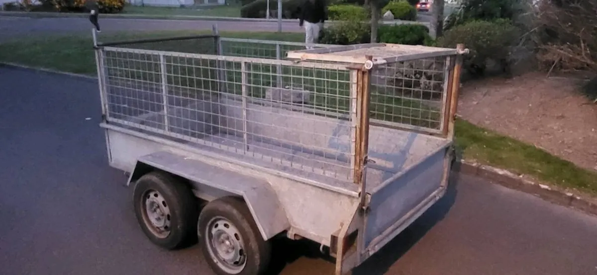 8ft by 4ft2 galvanised Trailer with checker floor - Image 2