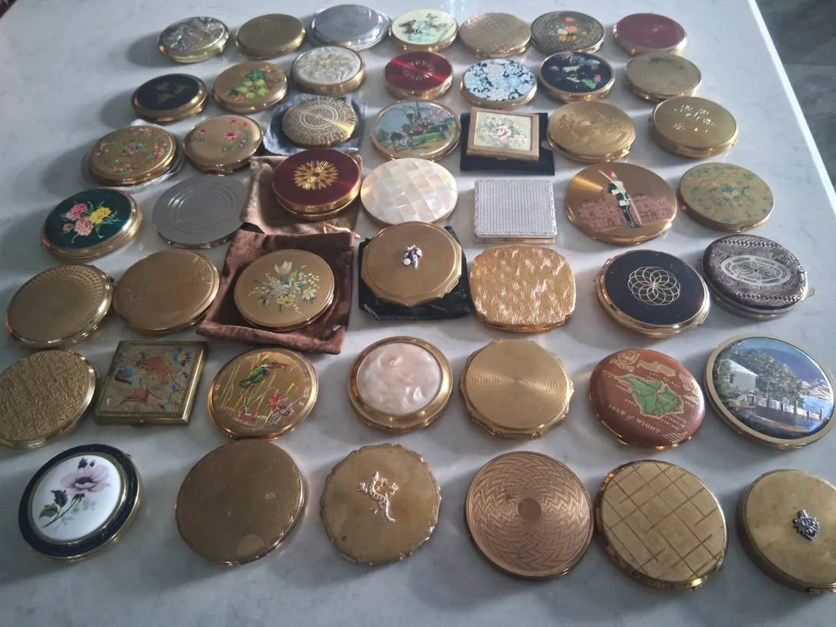Vintage powder compacts - Image 2