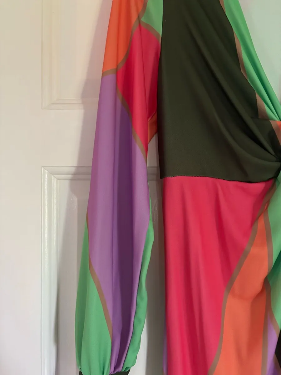 Beautiful multi color occasion dress - Image 3