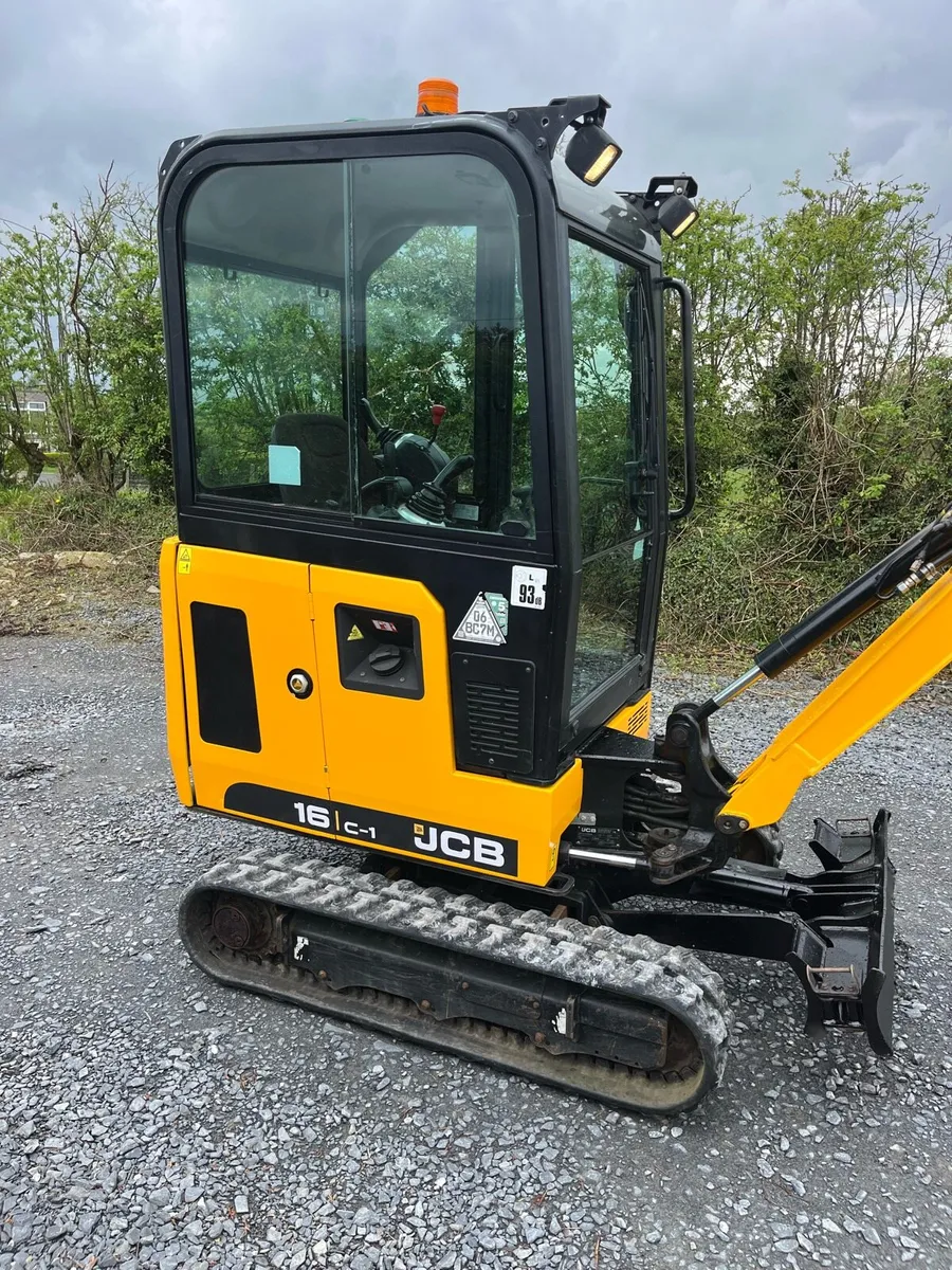 2021 JCB 16C-1 - Image 4