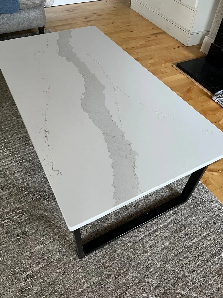 Callcatta mammo quartz coffe table/ island - Image 1