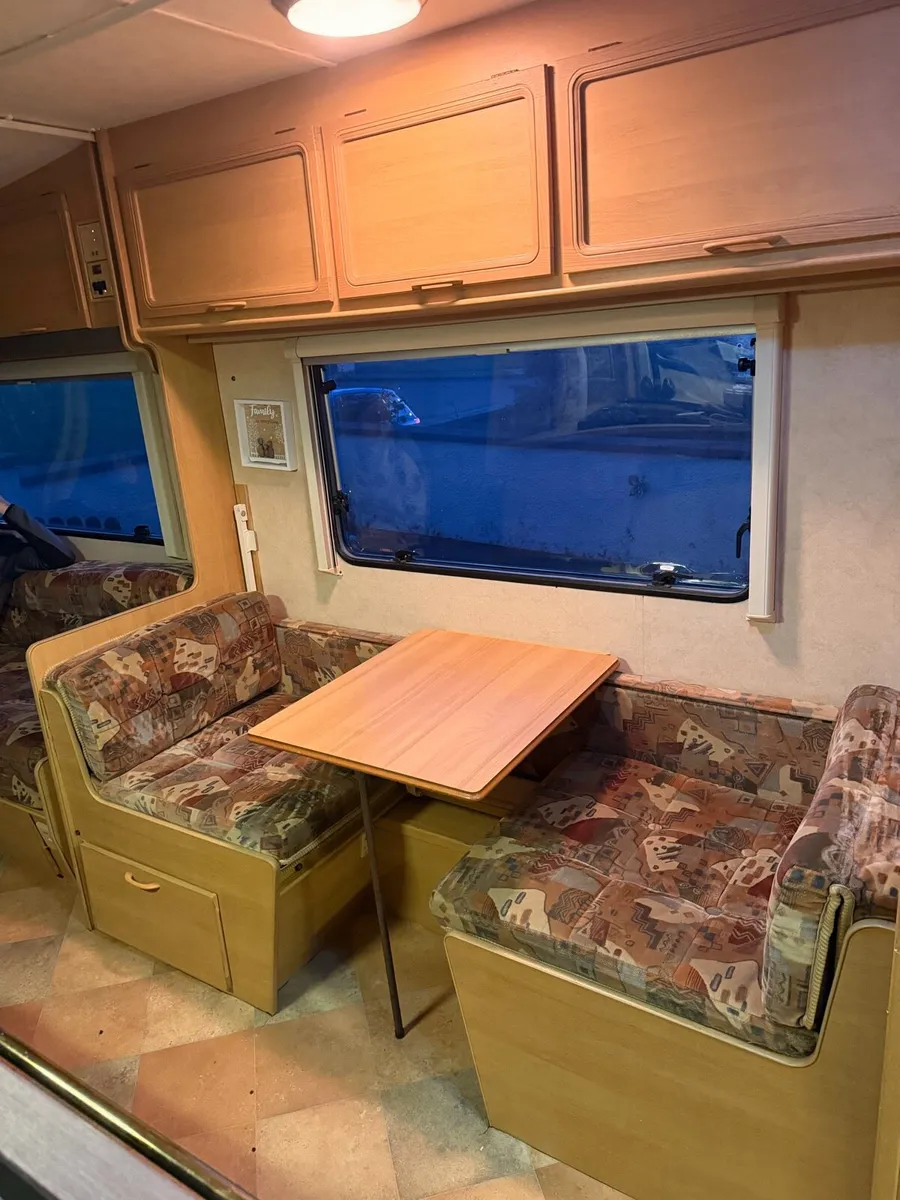 Swift accord 4 berth caravan - Image 2