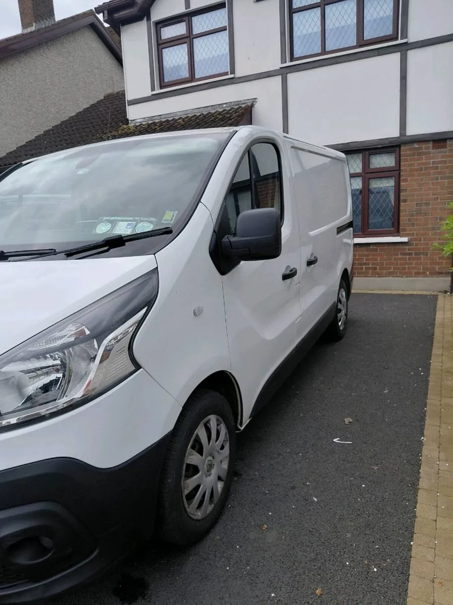 2019 Renault Trafic 175,000KM - Image 2