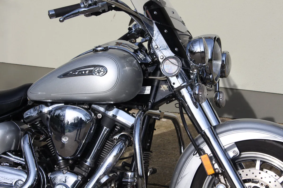 2009 Yamaha XV1700 Roadstar - Image 3