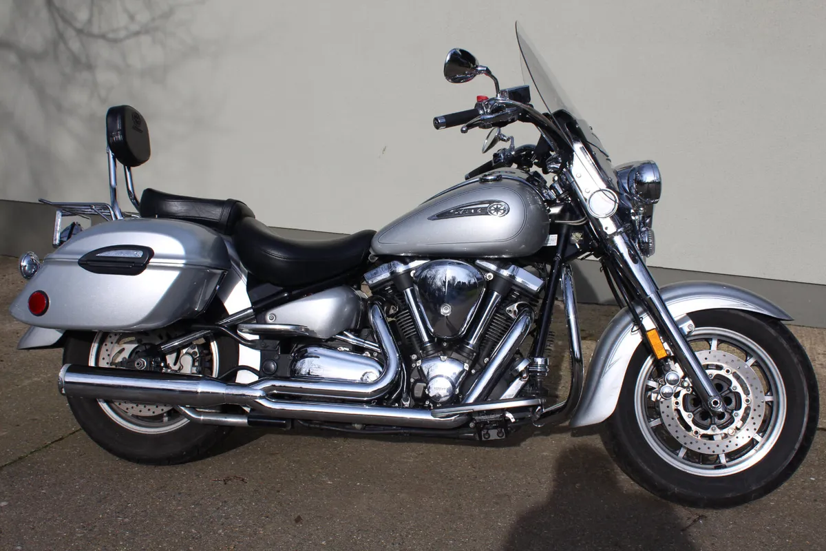 2009 Yamaha XV1700 Roadstar - Image 2