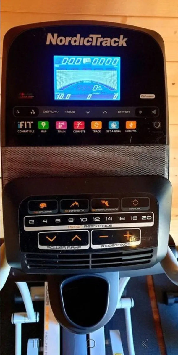 Nordictrack 11.5 Crosstrainer - Image 2