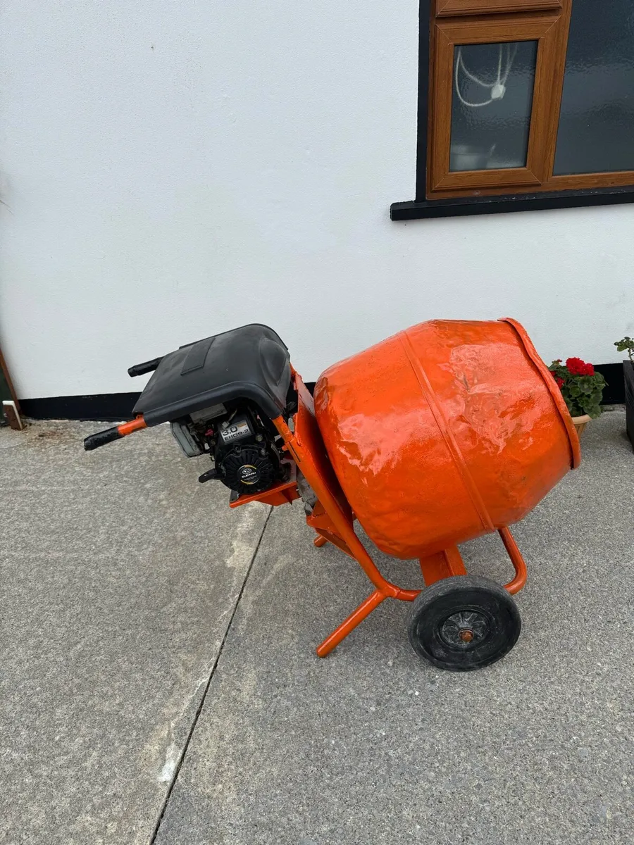 Belle cement mixer - Image 1