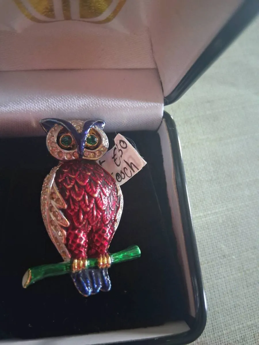 Owl brooch - Image 1