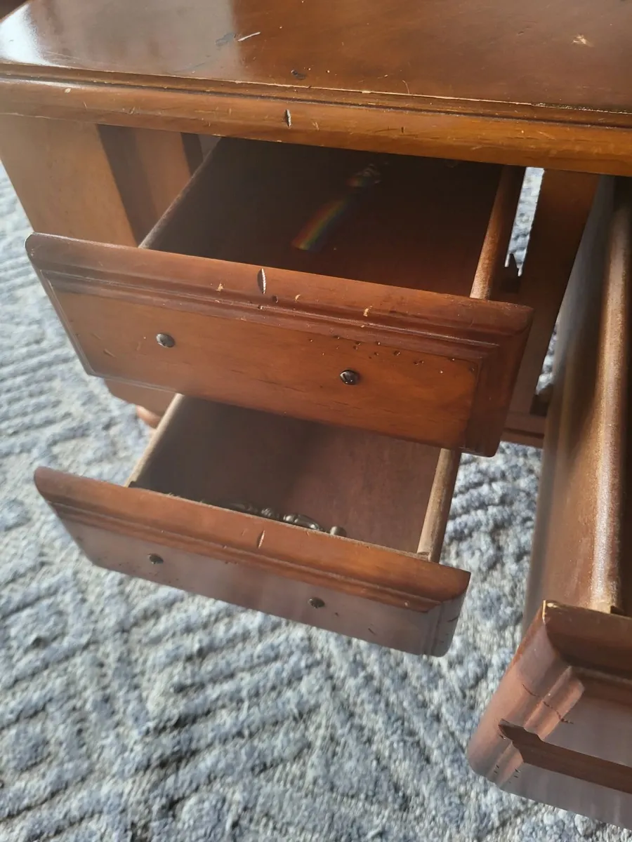 Coffee table - Image 4