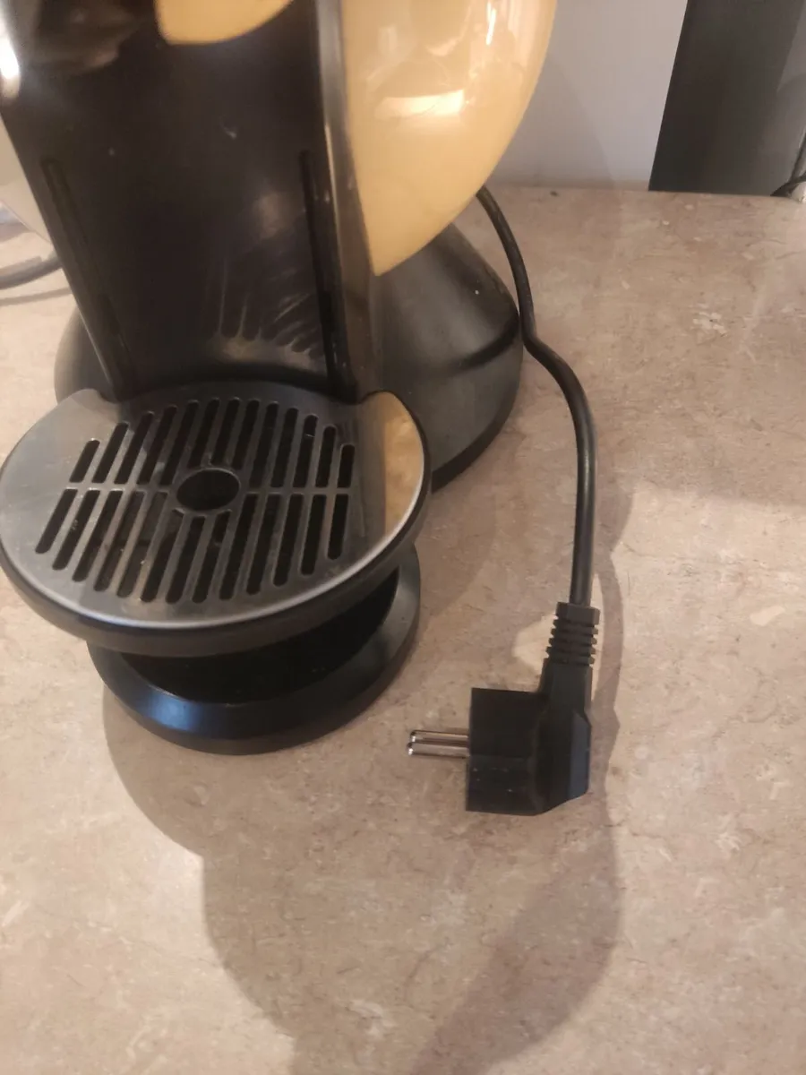 Dolce Gusto Coffee Machine (old model) - Image 2