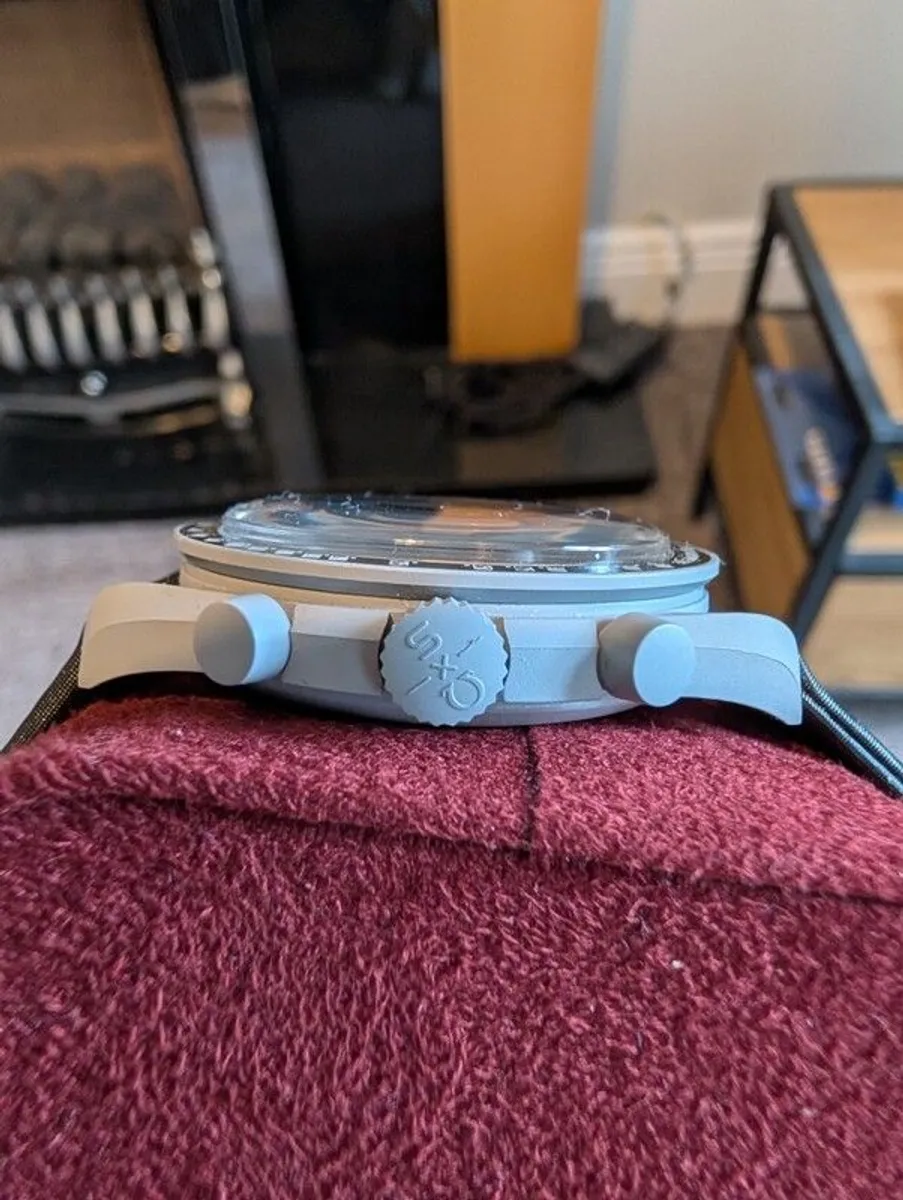 Swatch X Omega MoonSwatch - Image 4