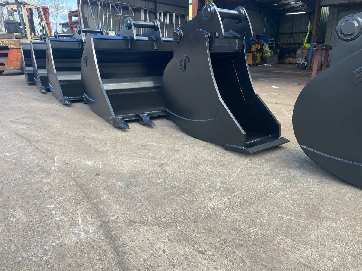 Digger buckets, reduced price! - Image 2