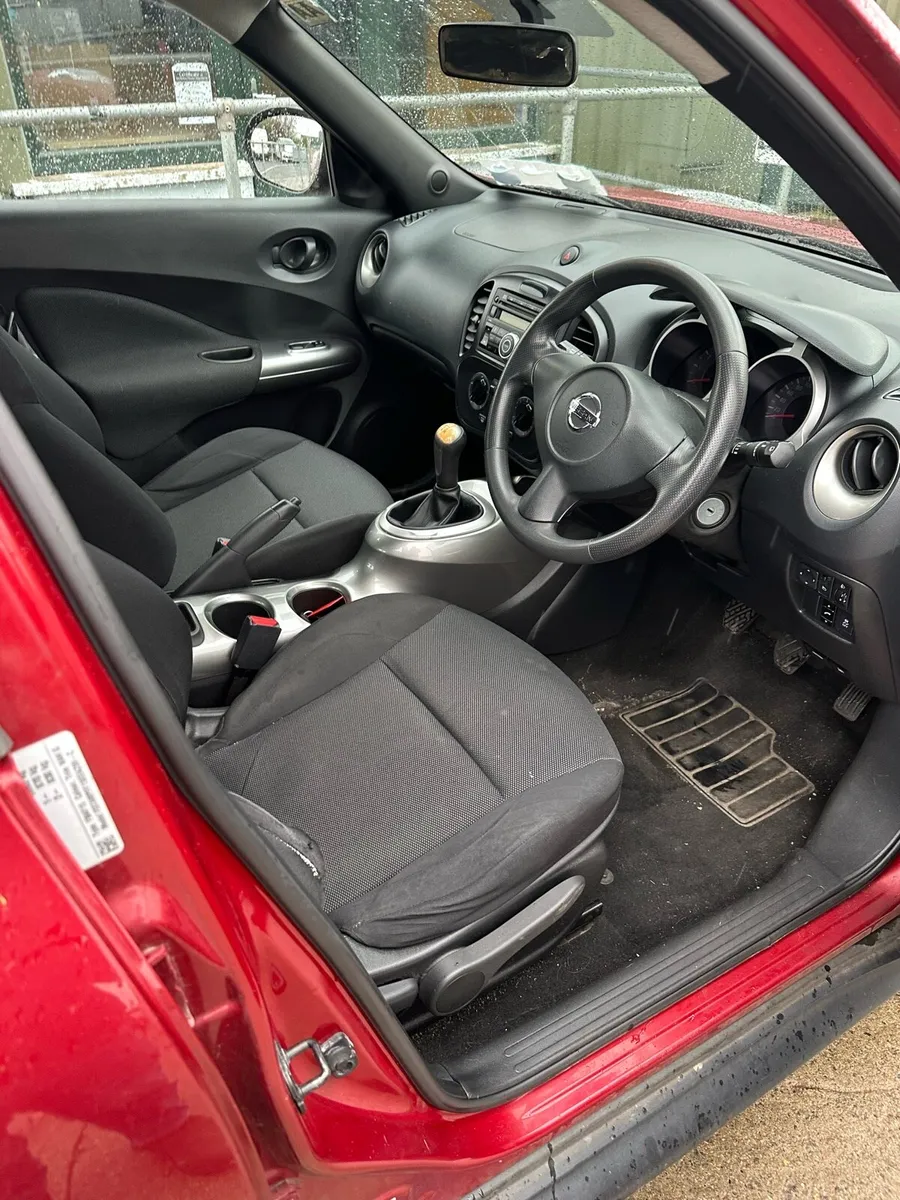2011 juke petrol not damaged - Image 3