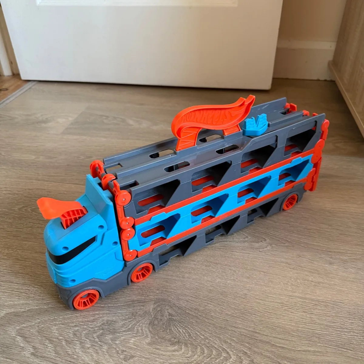 Toys Hot Wheels Garage set - Image 3