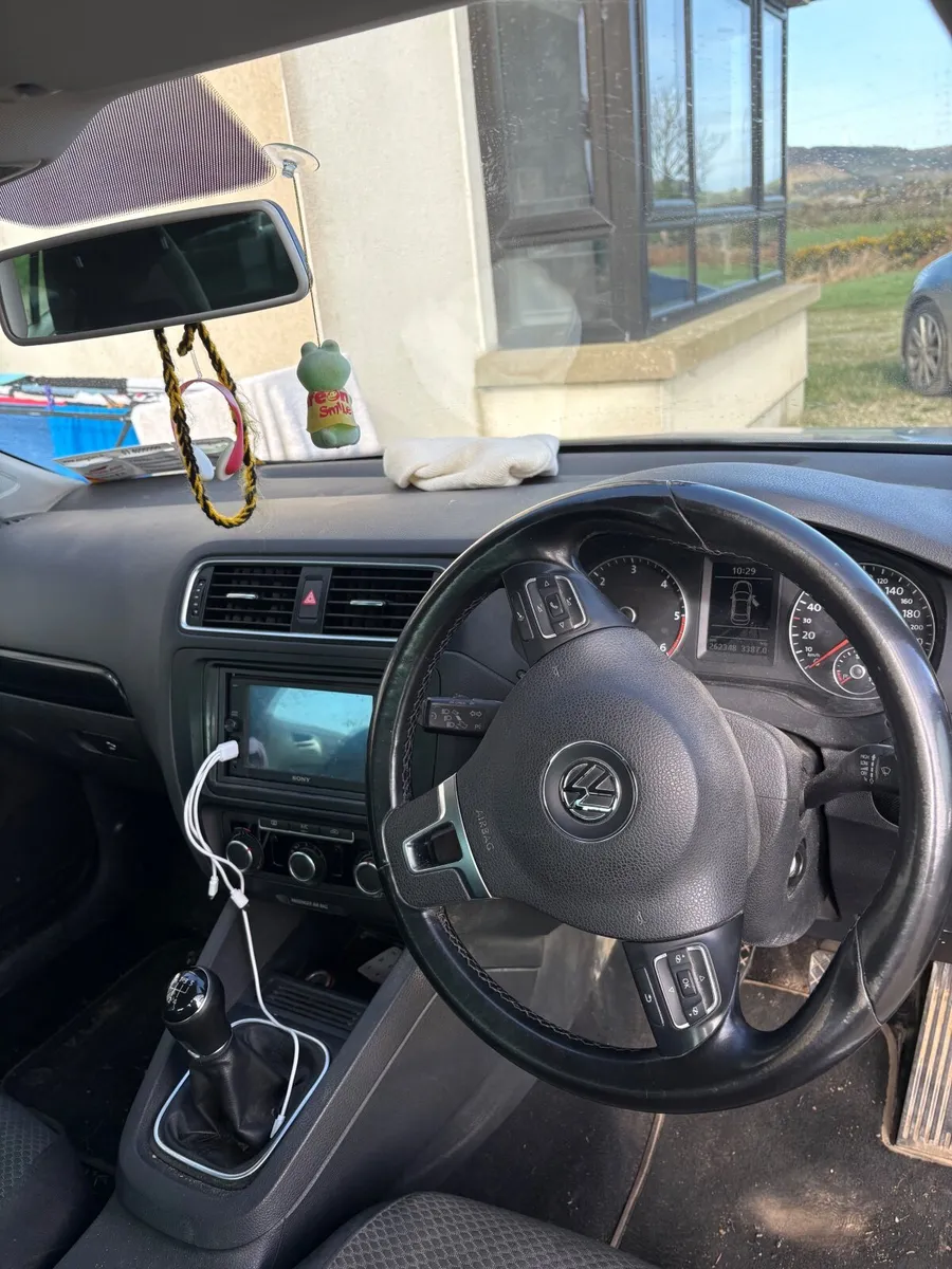 Vw Jetta 2014 - Image 4