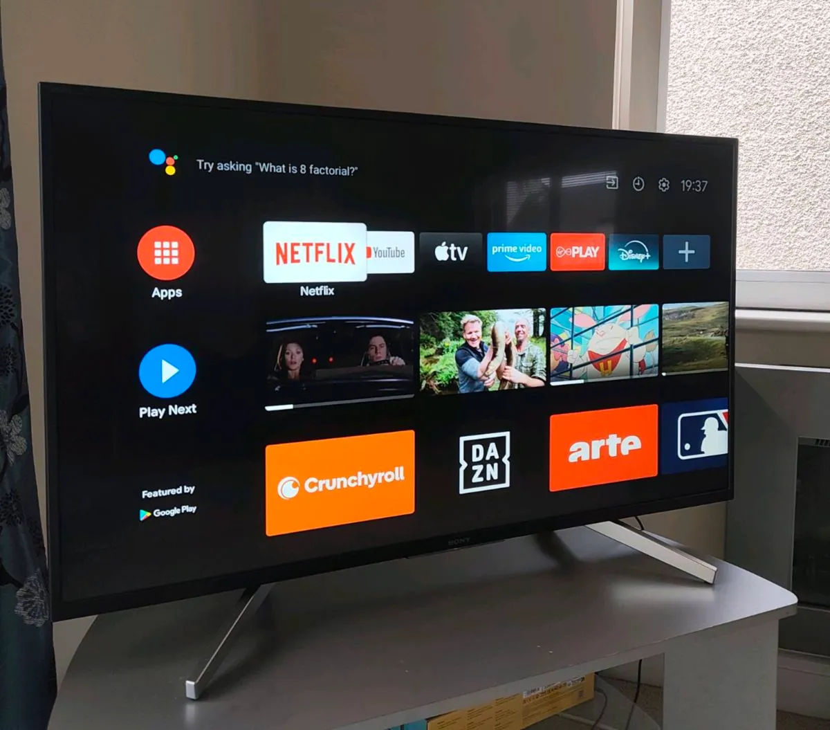 Sony - 43 inch - 4K TV - Image 1