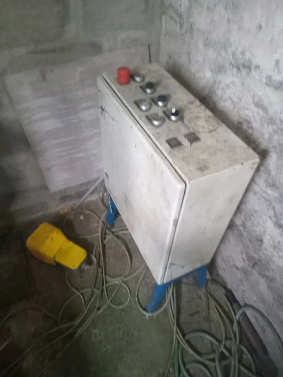 CD7-28A Core bit Hydraulic getting machine - Image 4