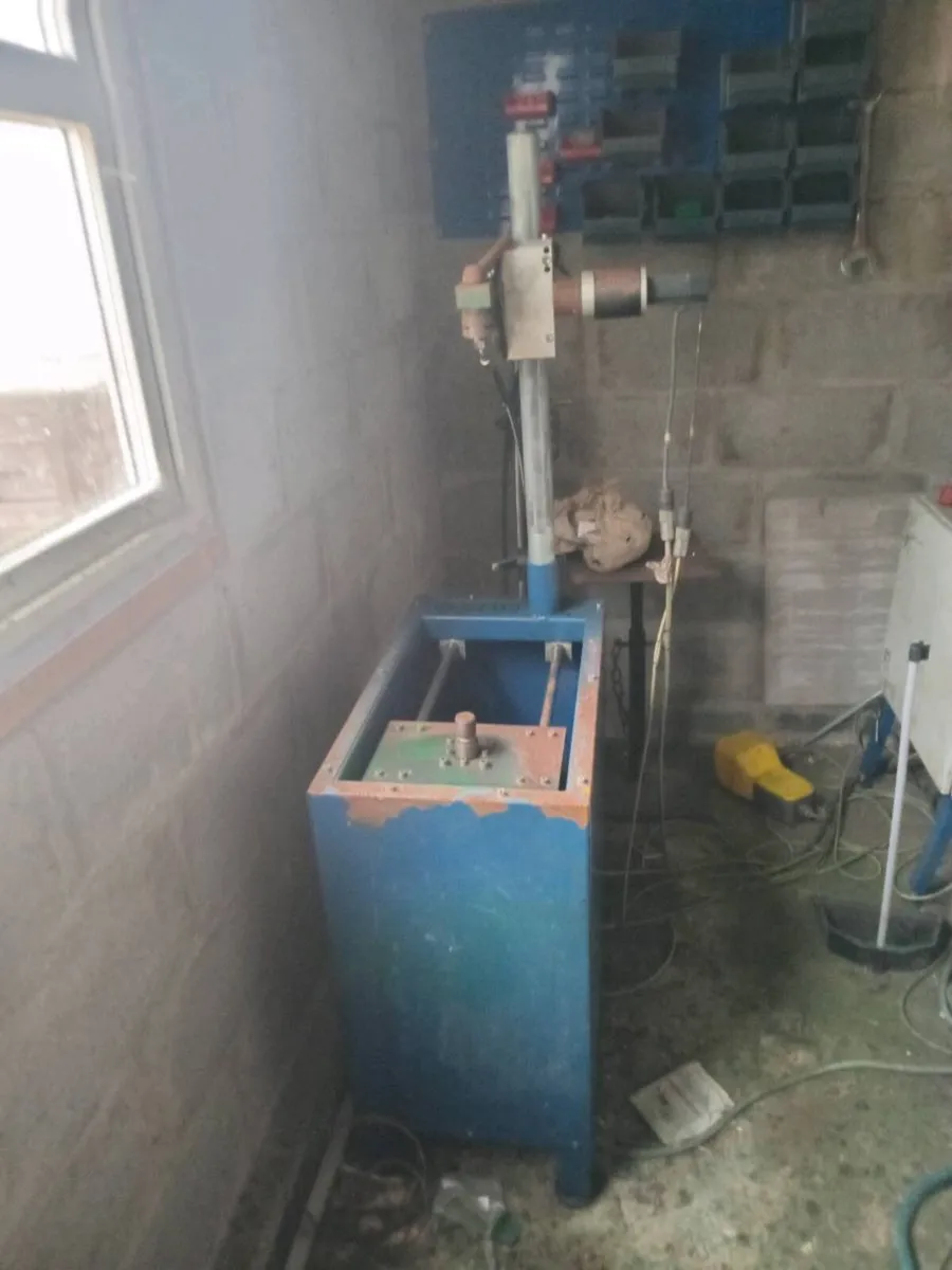 CD7-28A Core bit Hydraulic getting machine - Image 1