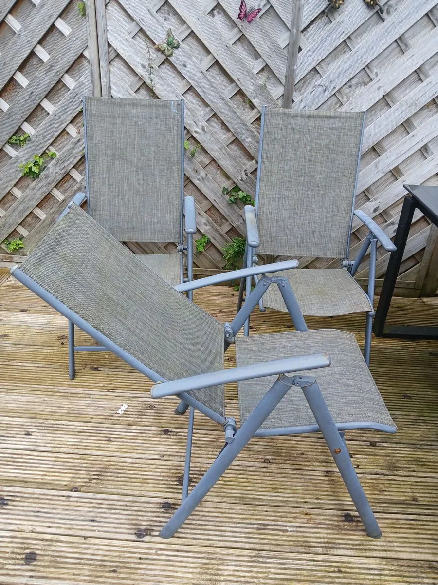 6 Garden chairs - Image 1