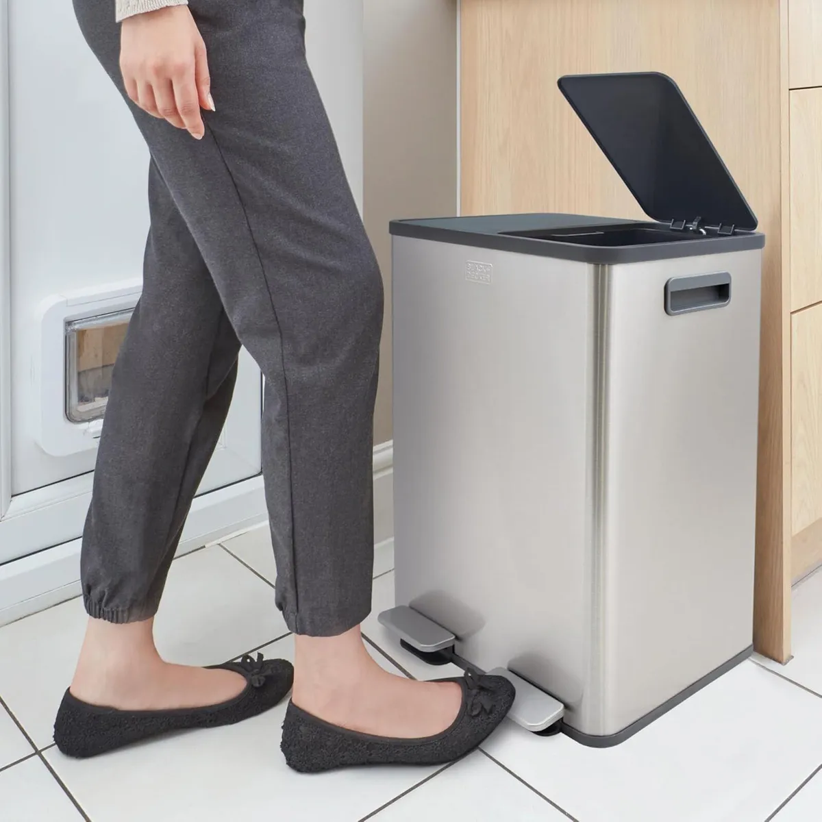 BXBN0003GB Double Recycling Waste Kitchen Bin - Image 2