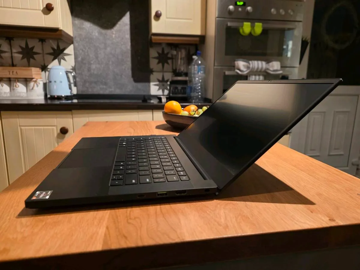 Razer blde 14" ryzen 9 rtx 3080! - Image 4