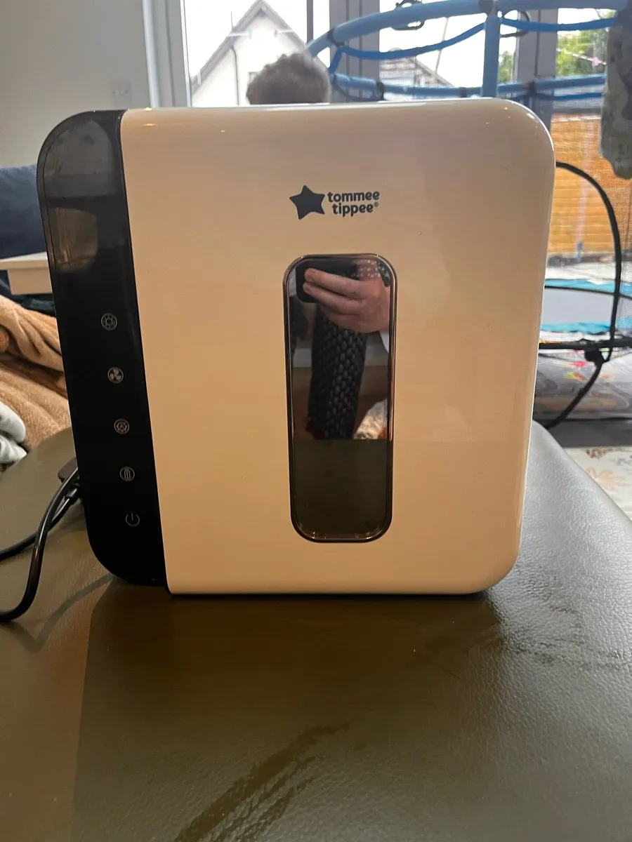 Tommee tipper UV steriliser - Image 1