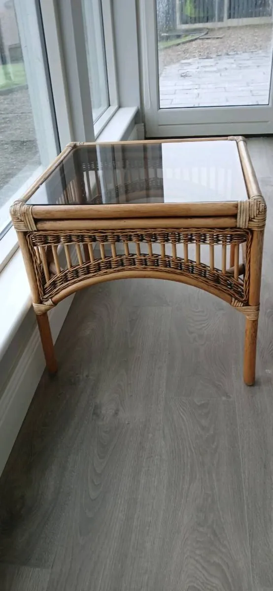 Cane wicker Coffee table with removable glass top - Image 4