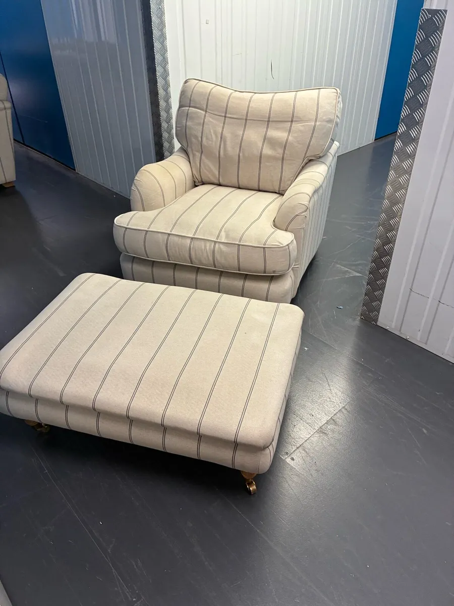 Armchair and foot stool - Image 1