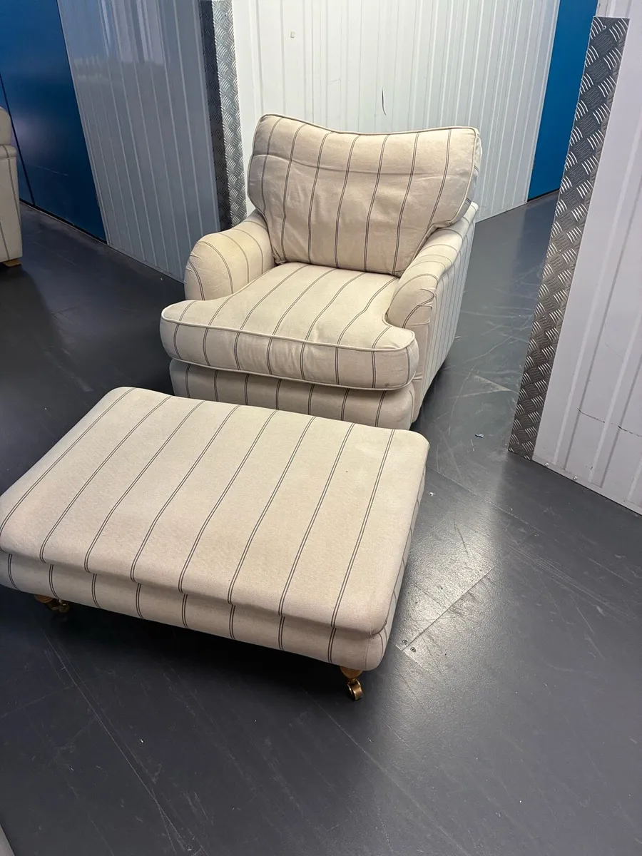 Armchair and foot stool - Image 3