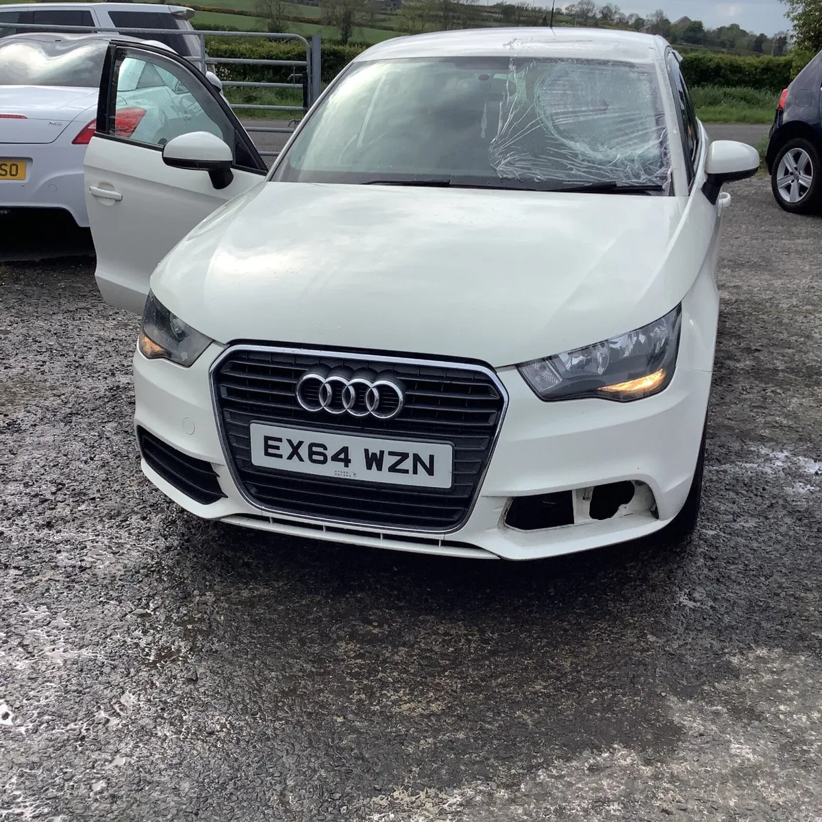 Audi a1 se 1.6 tdi 5 door 5 speed sep 2014 - Image 3