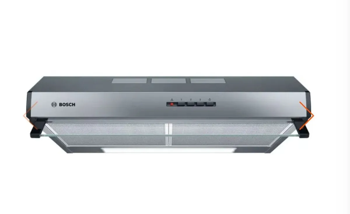 Kitchen extractor fan - Image 1