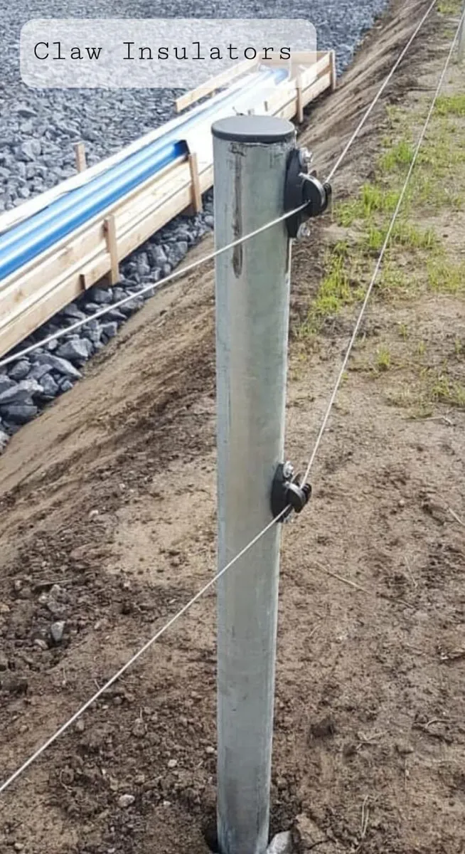 Fencing Contractor - Image 3