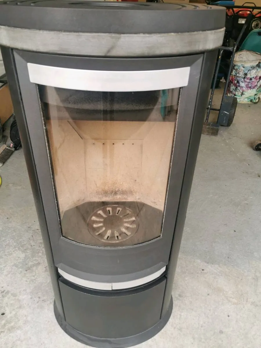 Stove - Image 4
