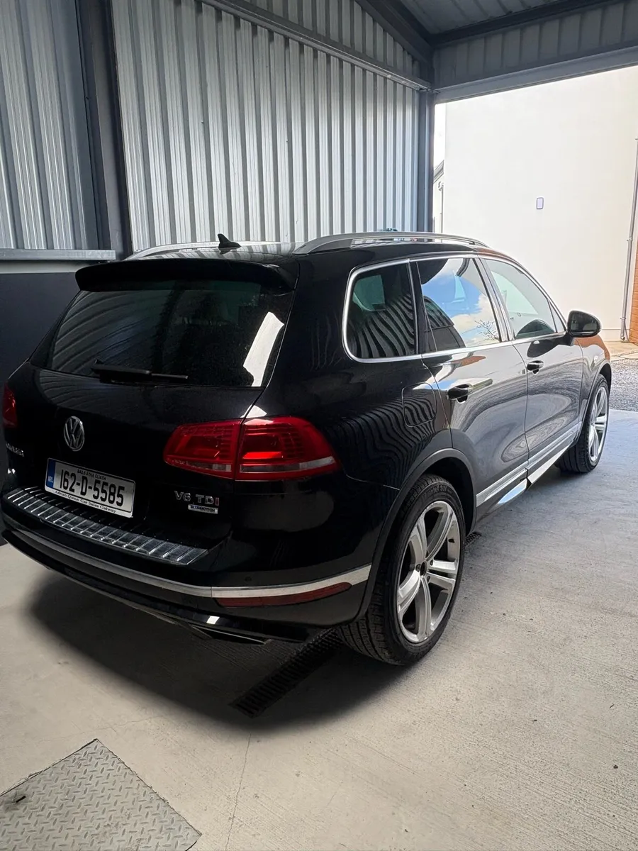 2016 Vw Touareg - Image 3