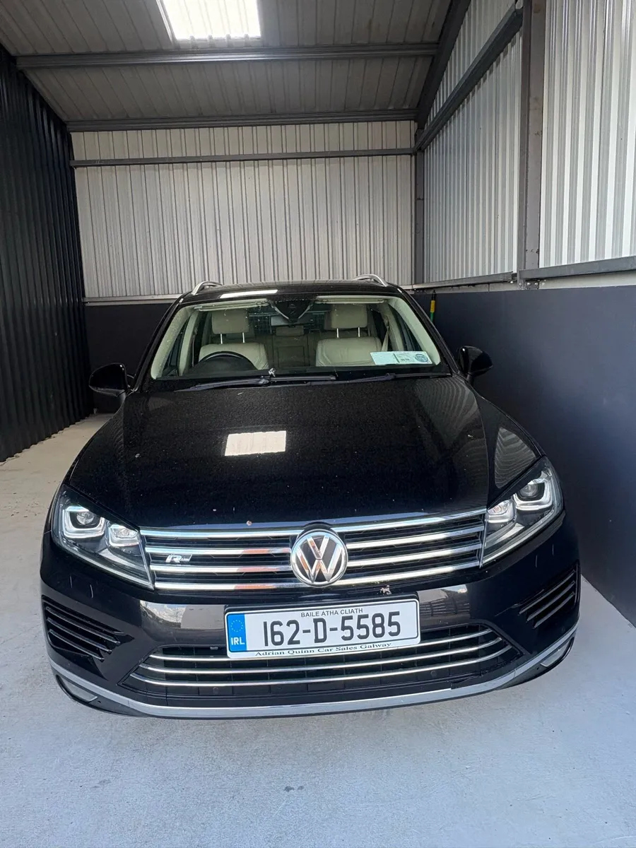 2016 Vw Touareg - Image 2