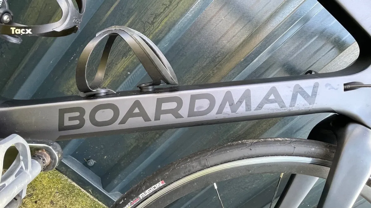 Boardman carbon road bike - Image 4