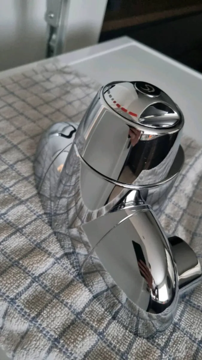 Chrome Thermostatic Shower Valve - Image 1